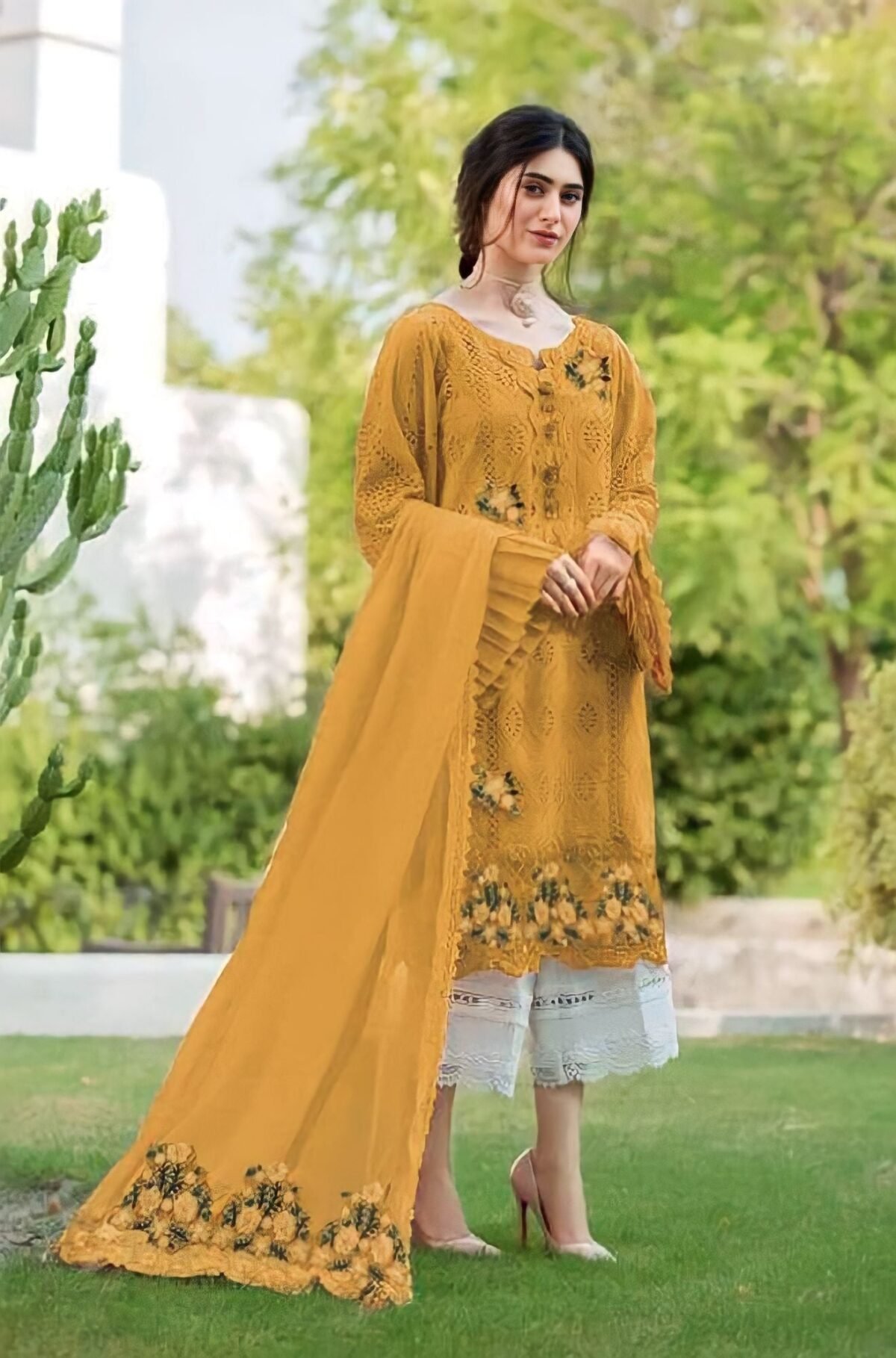 ZARQASH: Exquisite Chicken Kari Cotton Ensemble - Image 1
